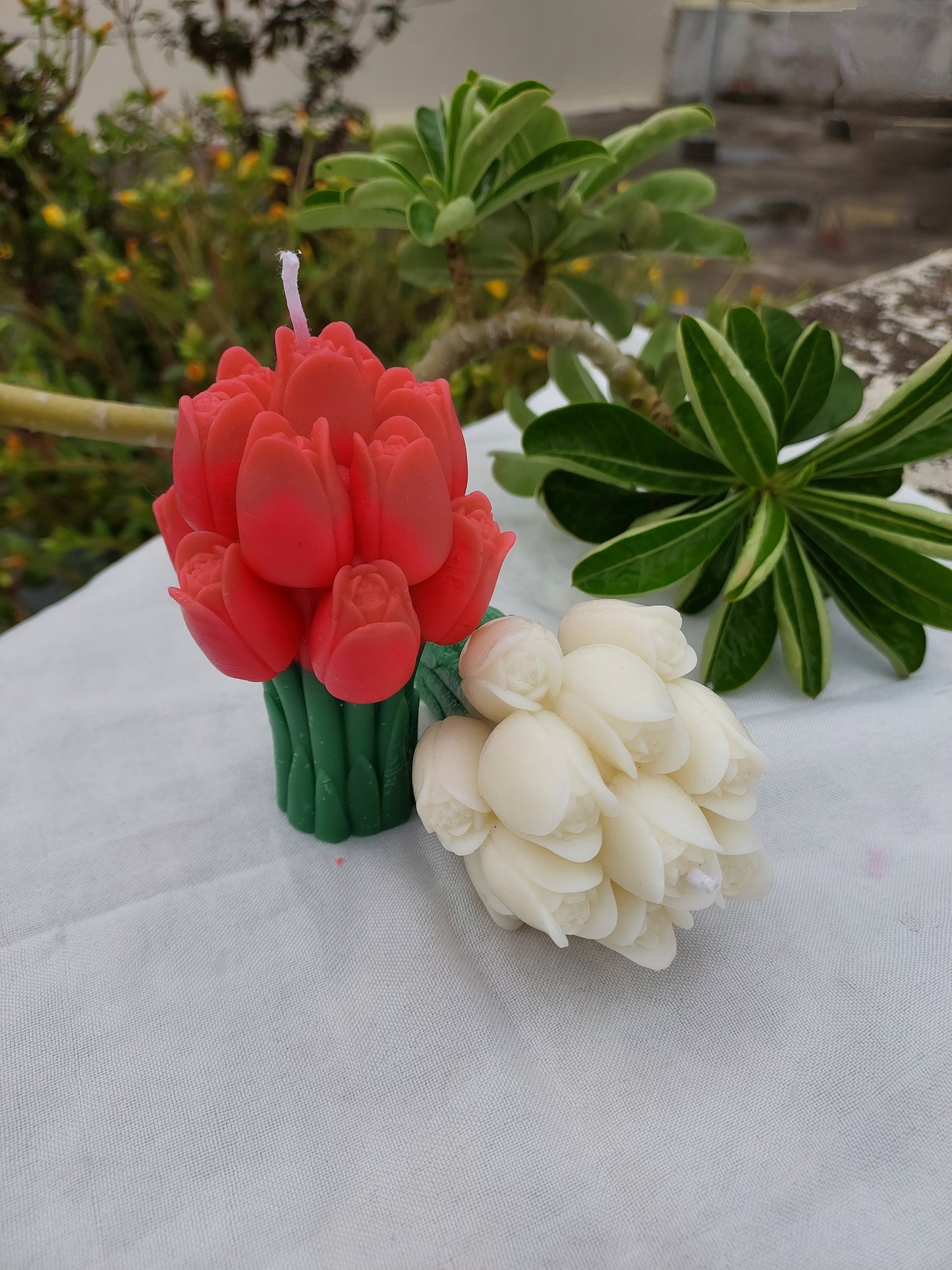 Handcrafted tulip bouquet candle home decor