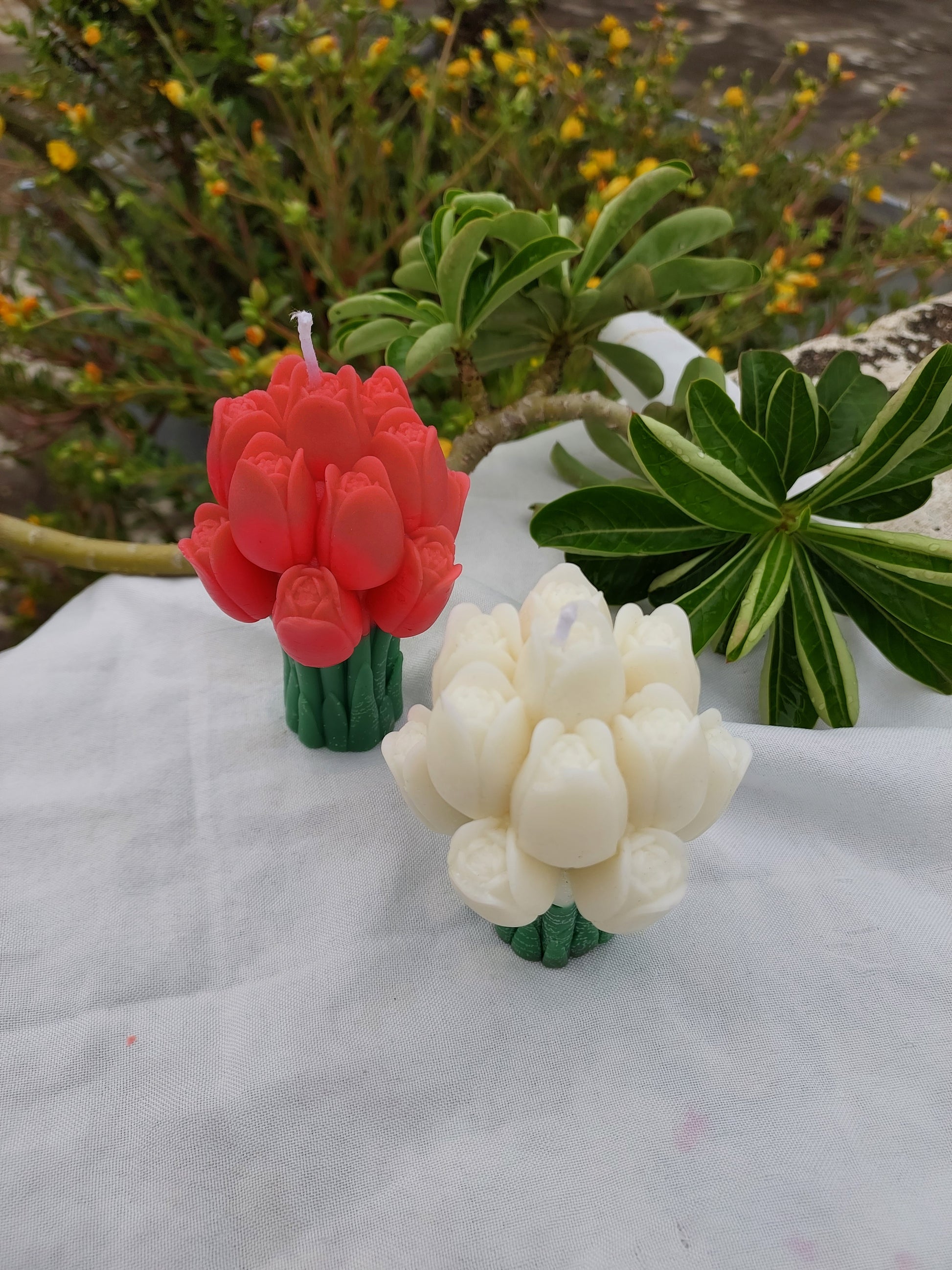 Tulip bouquet candle handmade soy paraffin blend